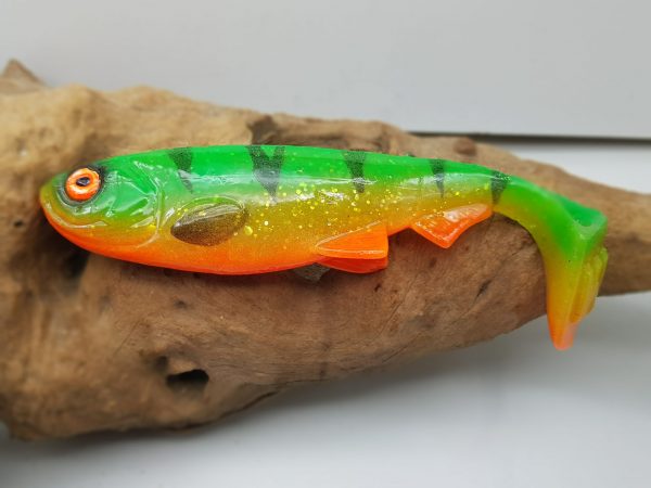 HENKA Shad 18 Fire Perch